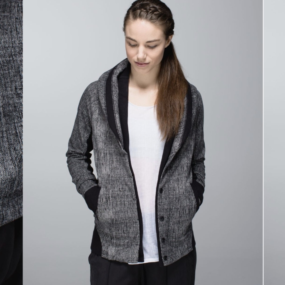 Lululemon to class jacket NWT 10